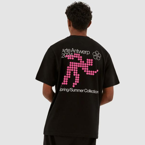 Arte Antwerp Teo Back Runner T-shirt Zwart