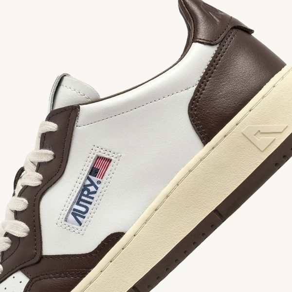 Autry Medalist Low Sneaker Wit/Bruin
