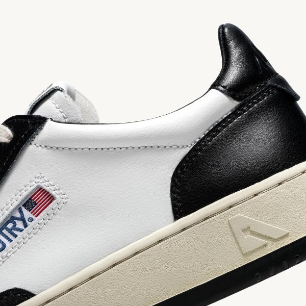 Autry Medalist Low Sneaker Wit/Zwart