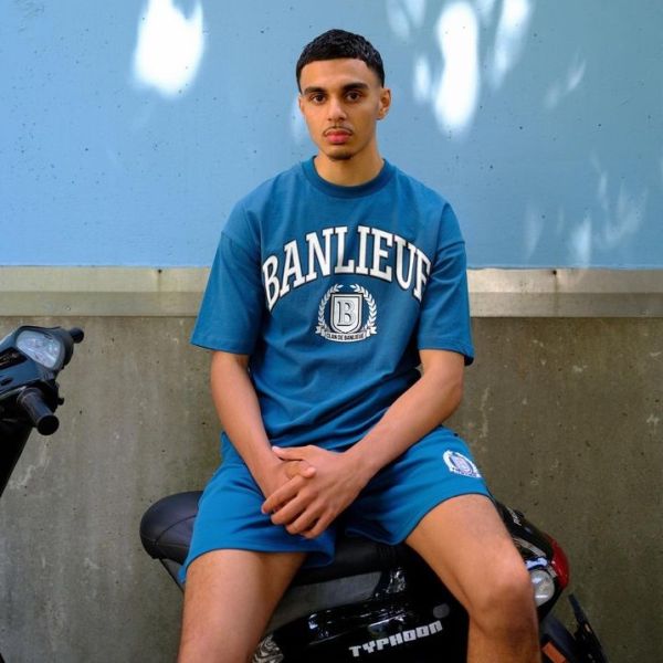 Banlieue Crest Donker Blauw