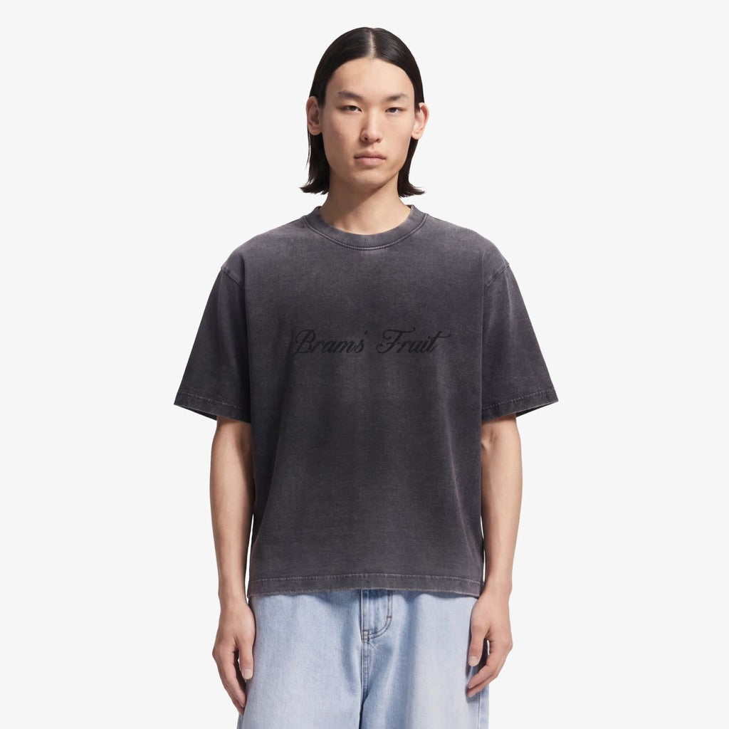 Bram’s Fruit Distressed Script Logo T-shirt Zwart