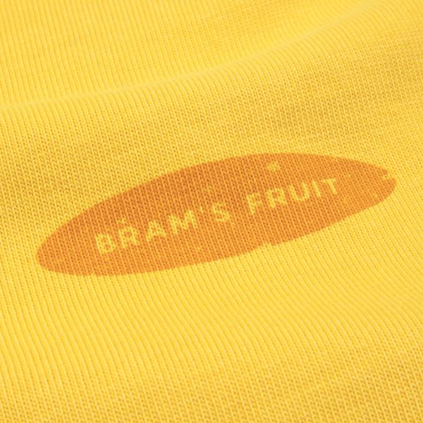 Bram's Fruit Gardening Distressed T-shirt Geel