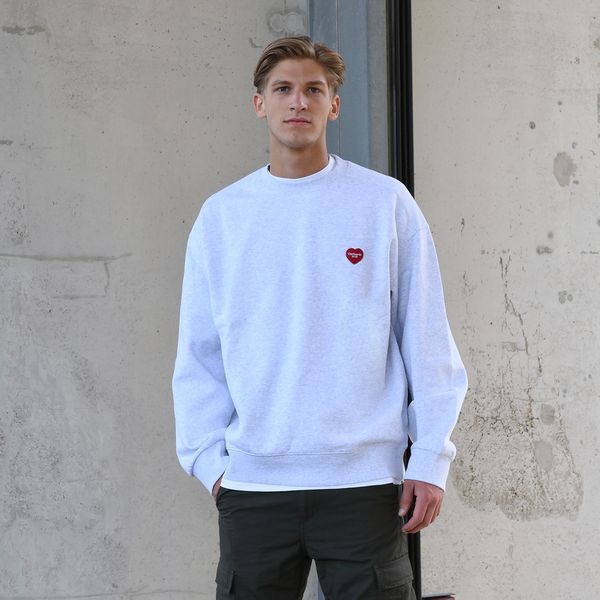 Carhartt Heart Patch Sweater Grijs