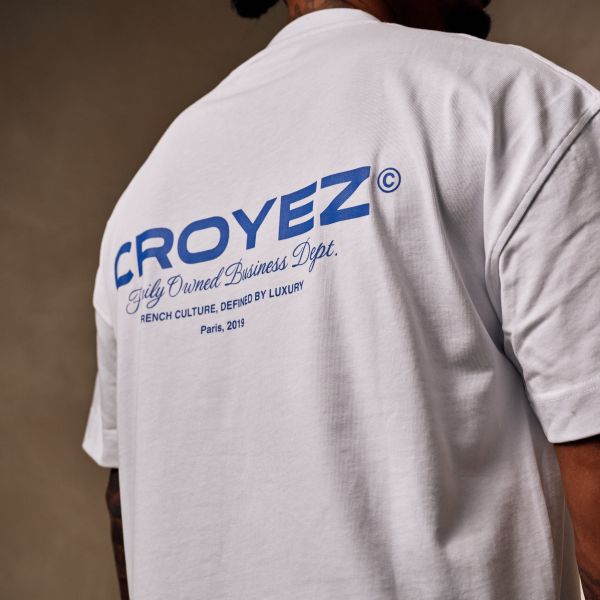 Croyez Family Owned Business T-shirt Wit