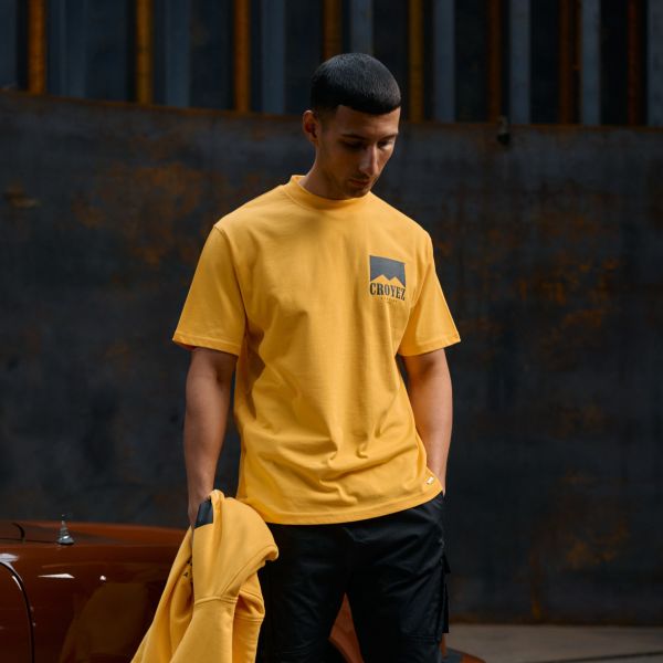 Croyez Fumes T-shirt Geel