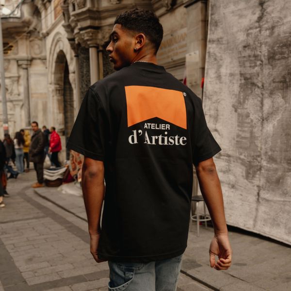 Croyez Fumes T-shirt Zwart