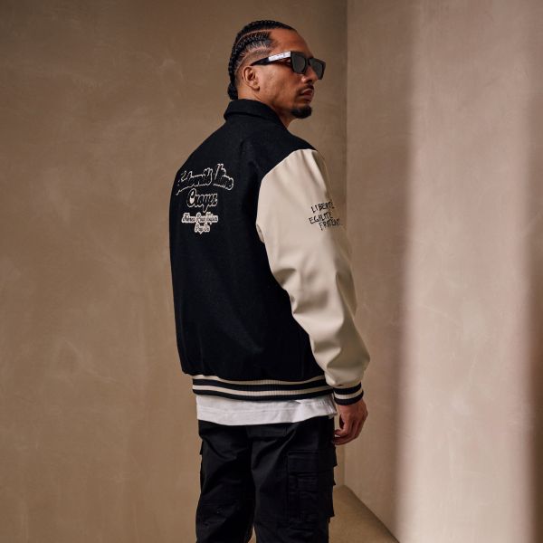 Croyez Oversized Varsity Jack Zwart/Wit