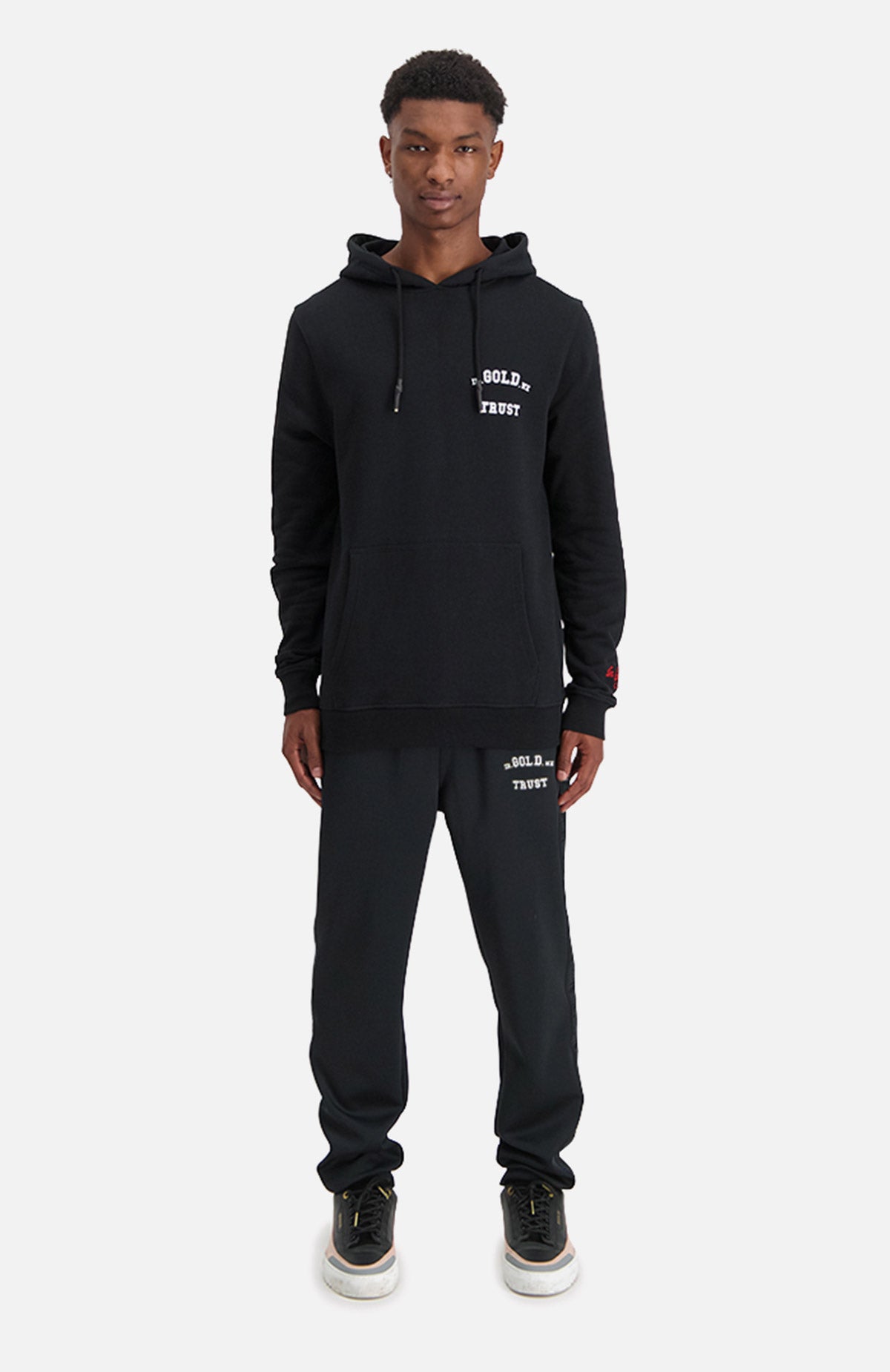 in gold we trust notorious hoodie zwart
