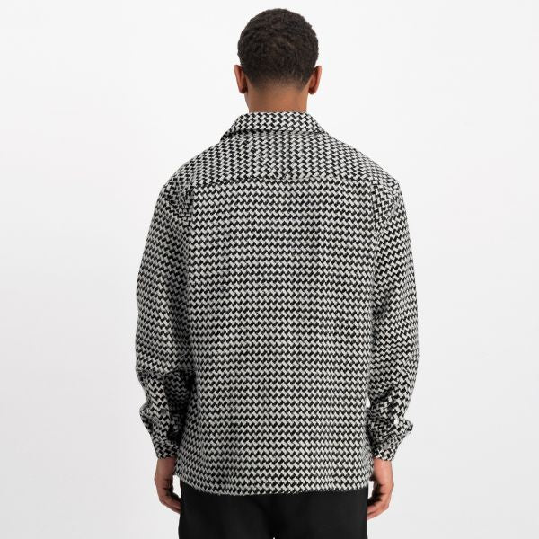 In Gold We Trust The Chanel Overshirt Zwart/Wit