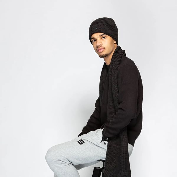 In Gold We Trust The Majority Sweater Zwart