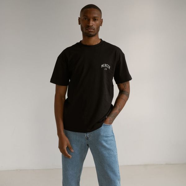 Mercer Amsterdam The Helmet T-shirt Zwart