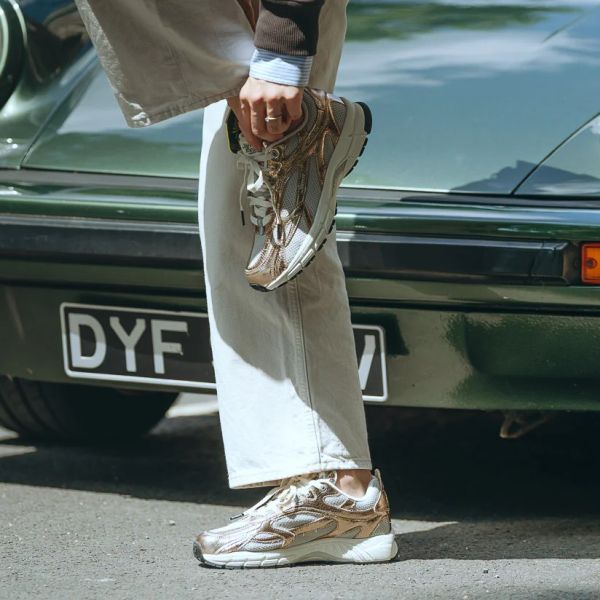 Mercer Amsterdam The Re-Run Cracked Sneaker Brons