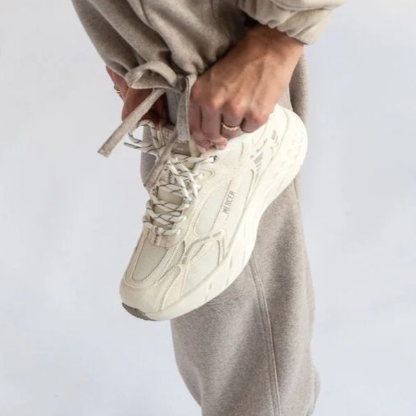Mercer Amsterdam The Re-Run MAX Suede Sneaker Off White