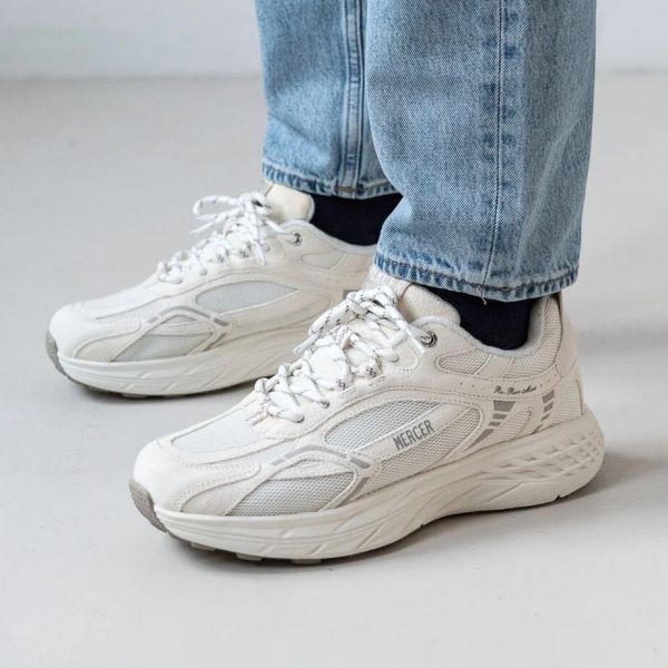 Mercer Amsterdam The Re-Run MAX Suede Sneaker Off White