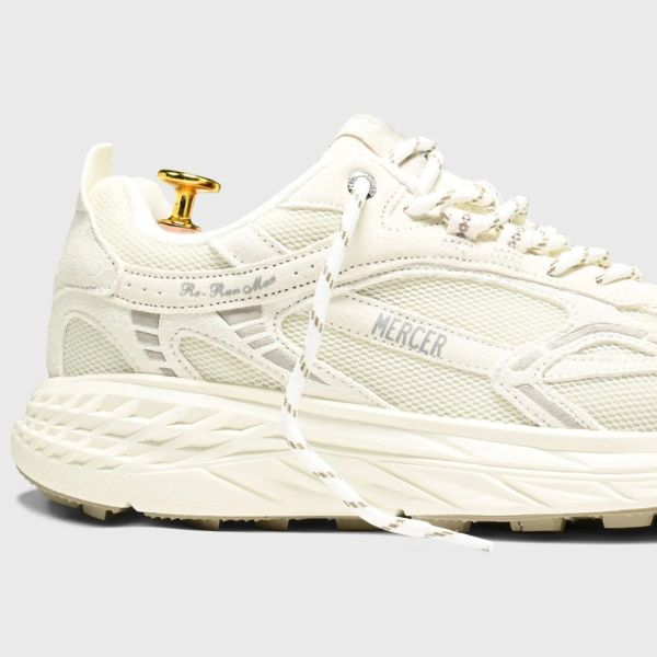 Mercer Amsterdam The Re-Run MAX Suede Sneaker Off White