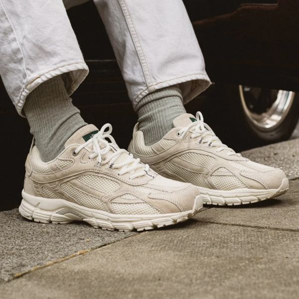 Mercer Amsterdam The Re-Run Monochrome Sneaker Off White