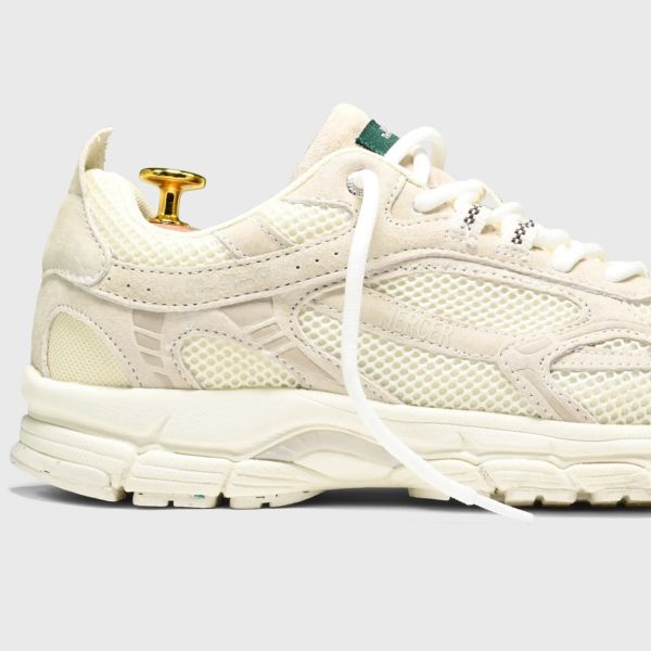 Mercer Amsterdam The Re-Run Monochrome Sneaker Off White