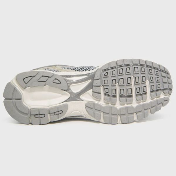Mercer Amsterdam The Re-Run Nubuck Sneaker Licht Grijs