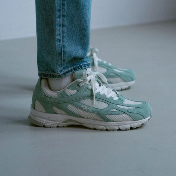 Mercer Amsterdam The Re-Run Pastel Sneaker Licht Blauw