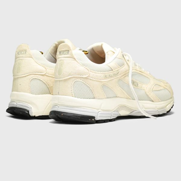 Mercer Amsterdam The Re-Run Pineapple 2.0 Sneaker Off White