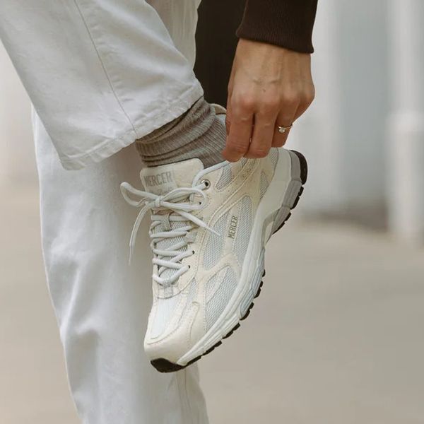 Mercer Amsterdam The Re-Run Pineapple 2.0 Sneaker Off White