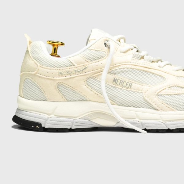 Mercer Amsterdam The Re-Run Pineapple 2.0 Sneaker Off White