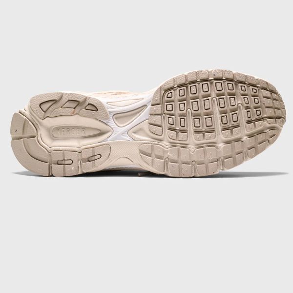 Mercer Amsterdam The Re-Run Suede Sneaker Beige