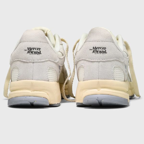 Mercer Amsterdam The Re-Run Vintage Suede Sneaker Beige