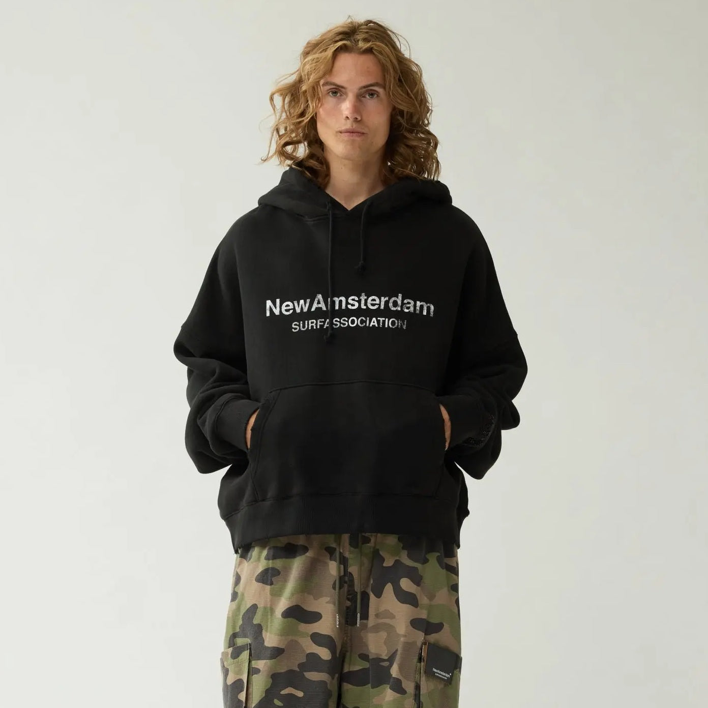 New Amsterdam Surf Association Worked Hoodie Zwart