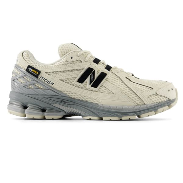 New Balance 1906R Sneaker Off White