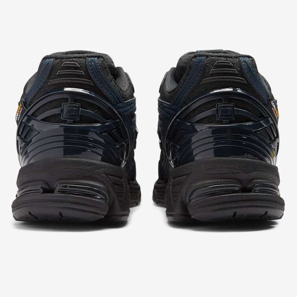 New Balance 1906R Sneaker Zwart/Navy