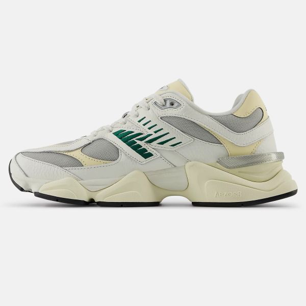 New Balance 9060 Sneaker Off White