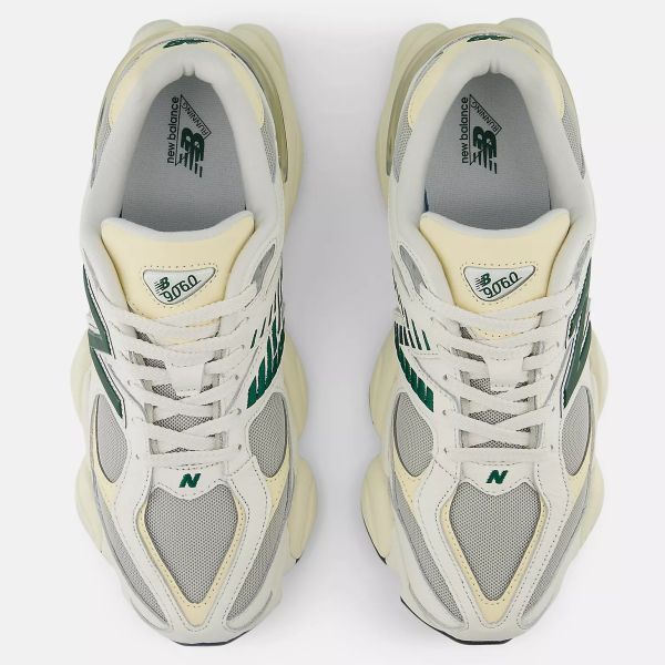 New Balance 9060 Sneaker Off White