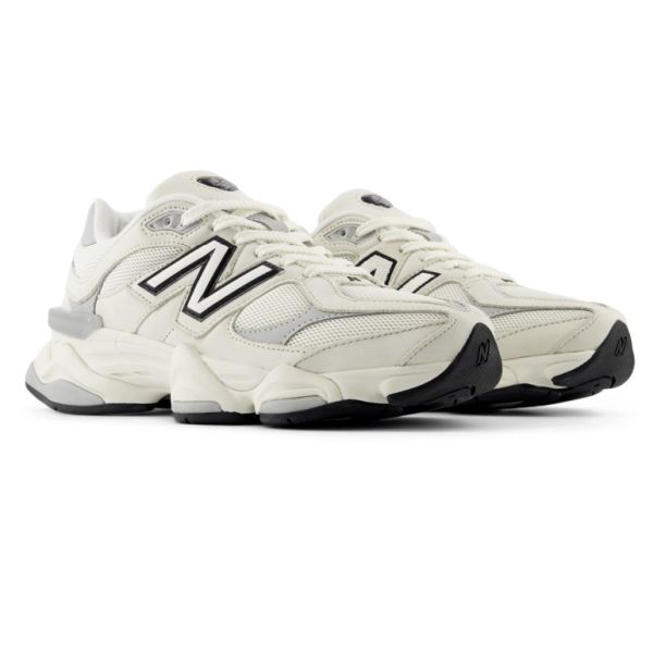 New Balance 9060 Sneaker Off White