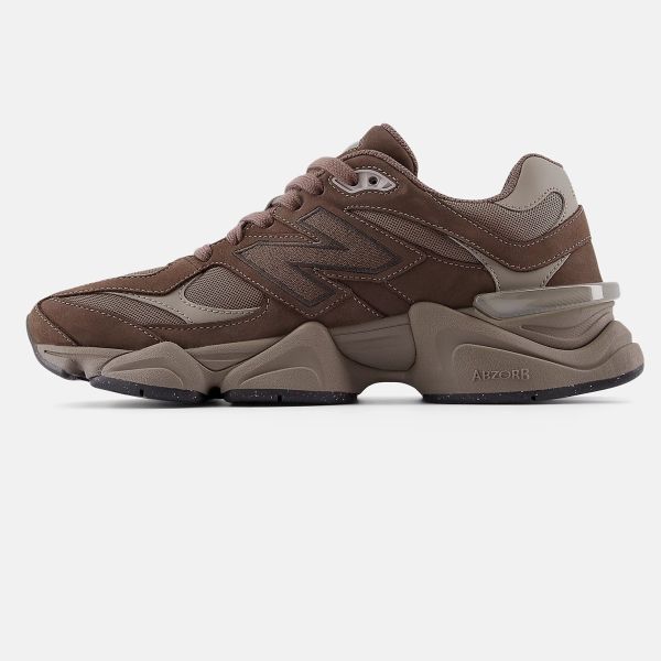 New Balance 9060 Sneaker Bruin