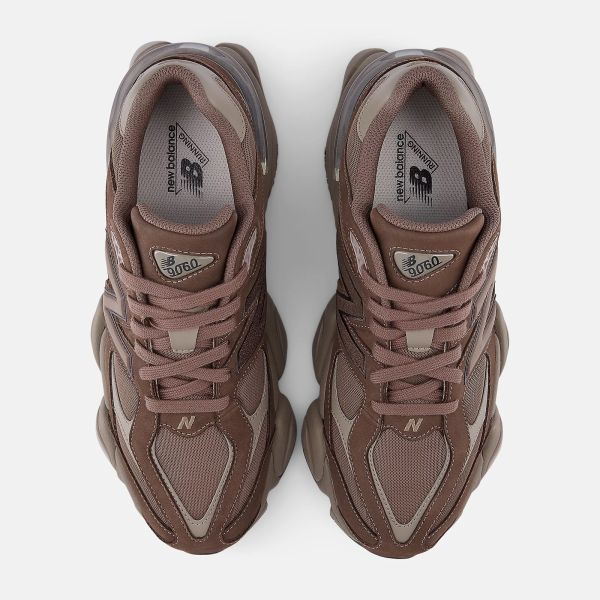 New Balance 9060 Sneaker Bruin