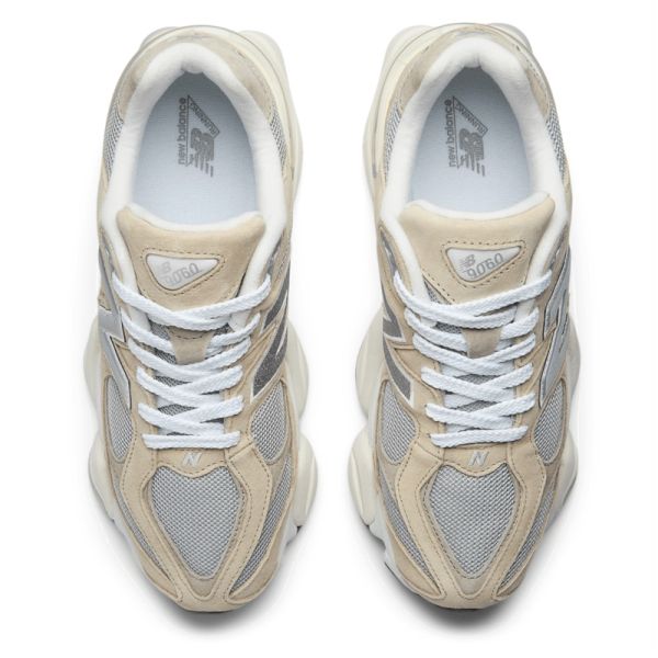New Balance 9060 Sneaker Beige