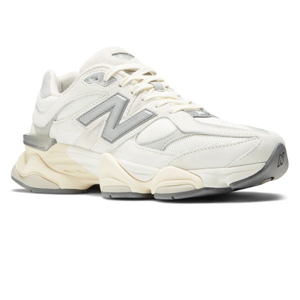 New Balance 9060 Sneaker Off White