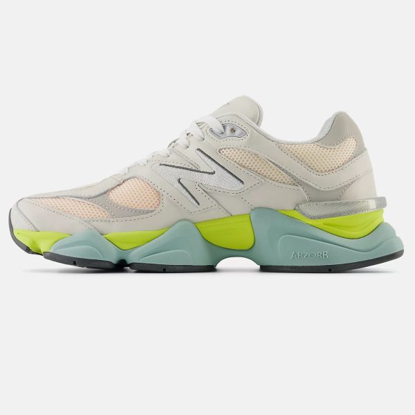 New Balance 9060 Sneaker Off White