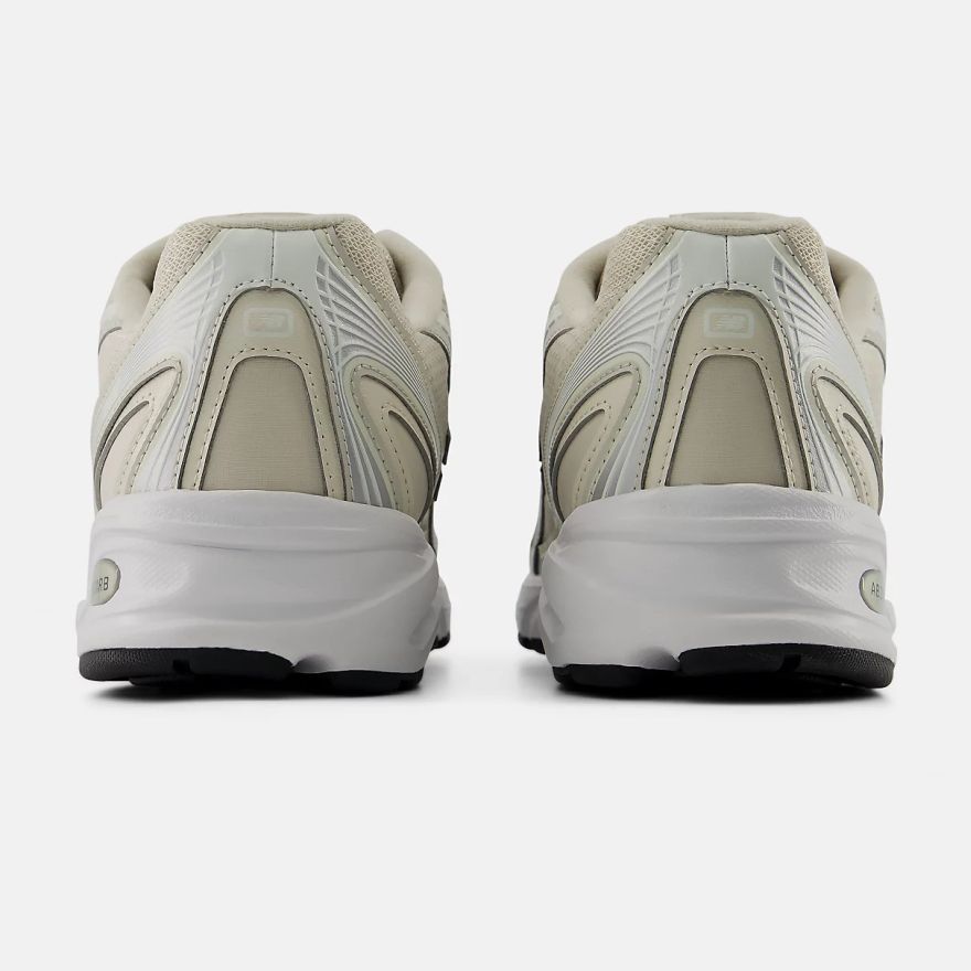 New Balance 740 Sneaker Beige