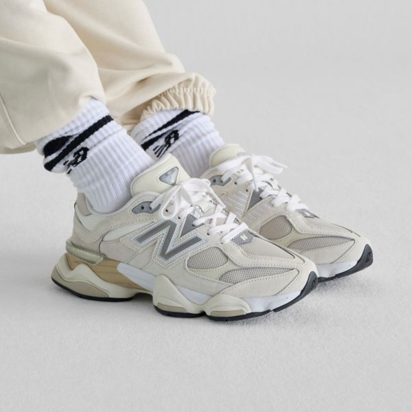 New Balance 9060 Sneaker Off White