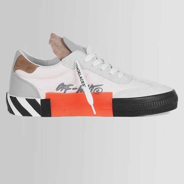 Off-White Floating Arrow Low Vulcanized Sneaker Wit