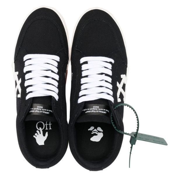 Off-White Low Vulcanized Canvas Sneaker Zwart