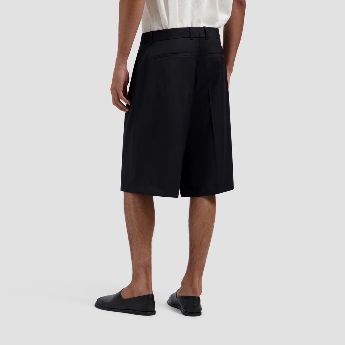 Olaf Tropical Wool Blend Tailored Korte Broek Zwart