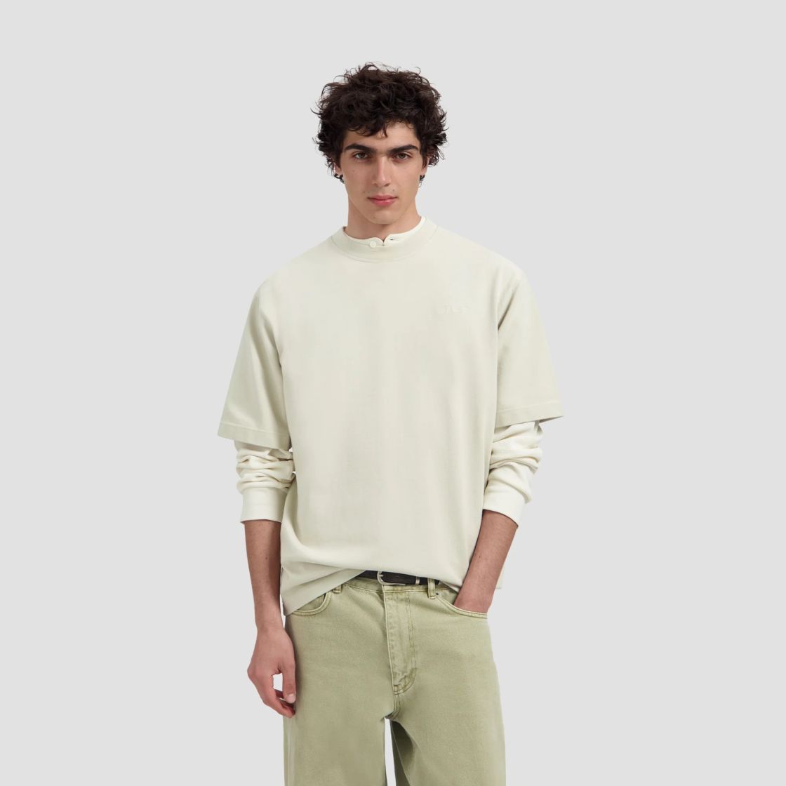 Olaf Studio T-shirt Beige