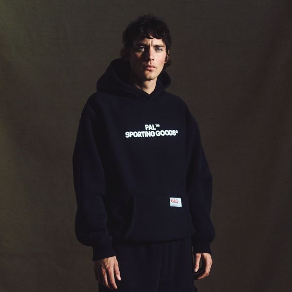 PAL Sporting Goods The Cyr Hoodie Zwart