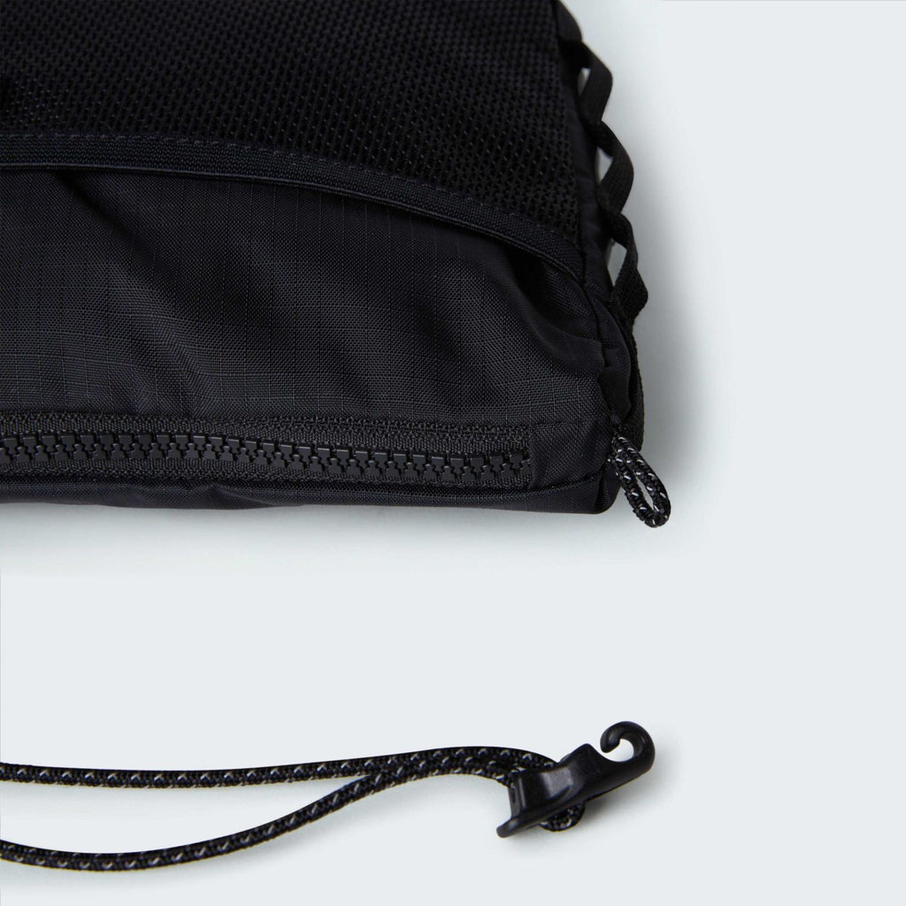 The North Face Terra Shoulder Bag Zwart