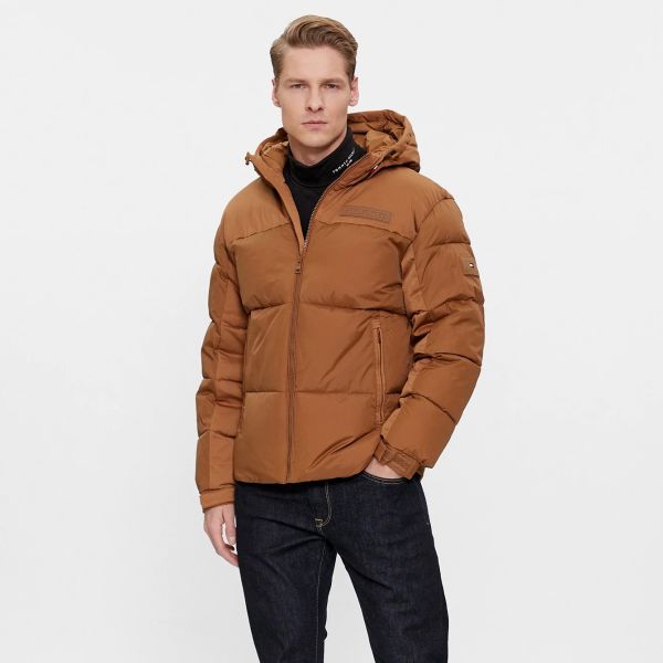 Tommy Hilfiger New York Hooded Puffer Bruin