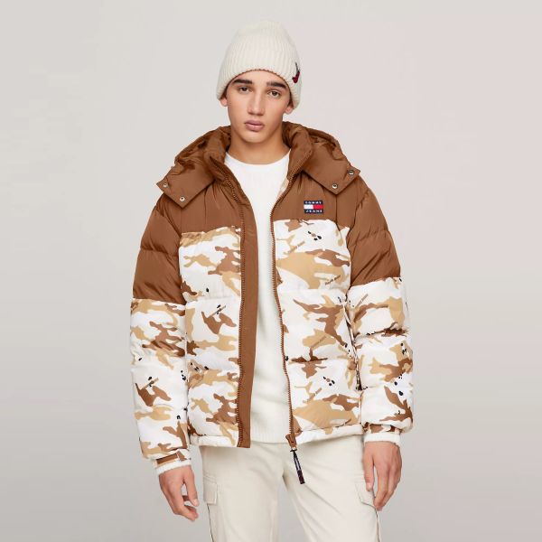 Tommy Jeans AOP Alaska Puffer Bruin