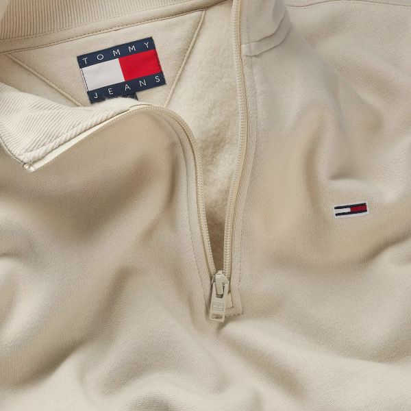 Tommy Jeans Regular Fleece Quarter Zip Sweater Off White